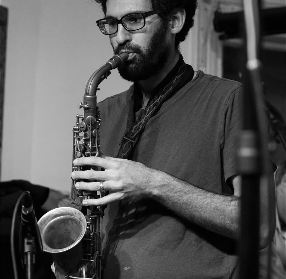 Danny Kamins (Saxophone), Aaron (Double Bass) and Stefan Gonzalez (Percussion) to Shreveport for an improv, free jazz performance